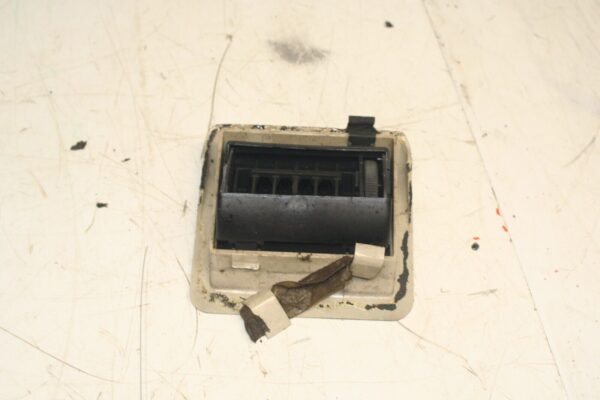 2001 LAND ROVER DISCOVERY 2 TD5. ROOF BLOWER VENT - Image 3
