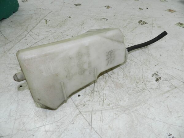 (129) 2005 HONDA JAZZ. COOLANT EXPANSION BOTTLE TANK - Image 2