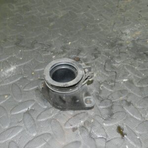 2004 SUSUKI GSXF600. INTAKE FITTING BRACKET RUBBER