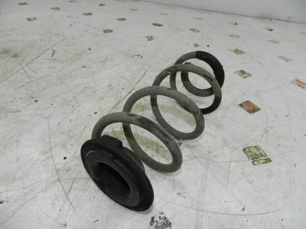 (129) 2005 HONDA JAZZ. REAR SUSPENSION SPRING