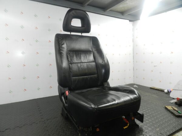 2006 MITSUBISHI SHOGUN MK3. PASSENGER FRONT BLACK LEATHER SEAT ELECTRIC HEATED