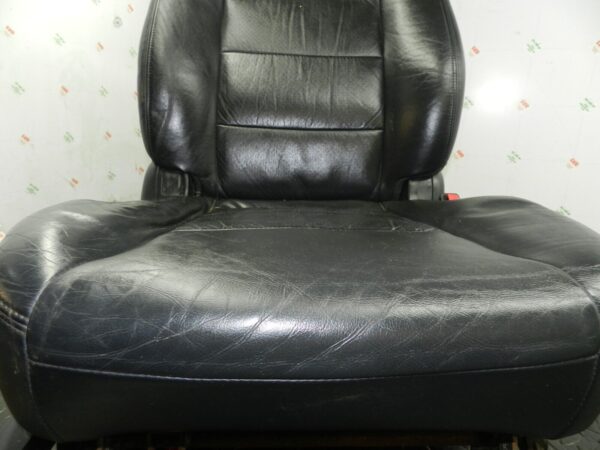 2006 MITSUBISHI SHOGUN MK3. DRIVER FRONT BLACK LEATHER SEAT ELECTRIC HEATED - Image 5