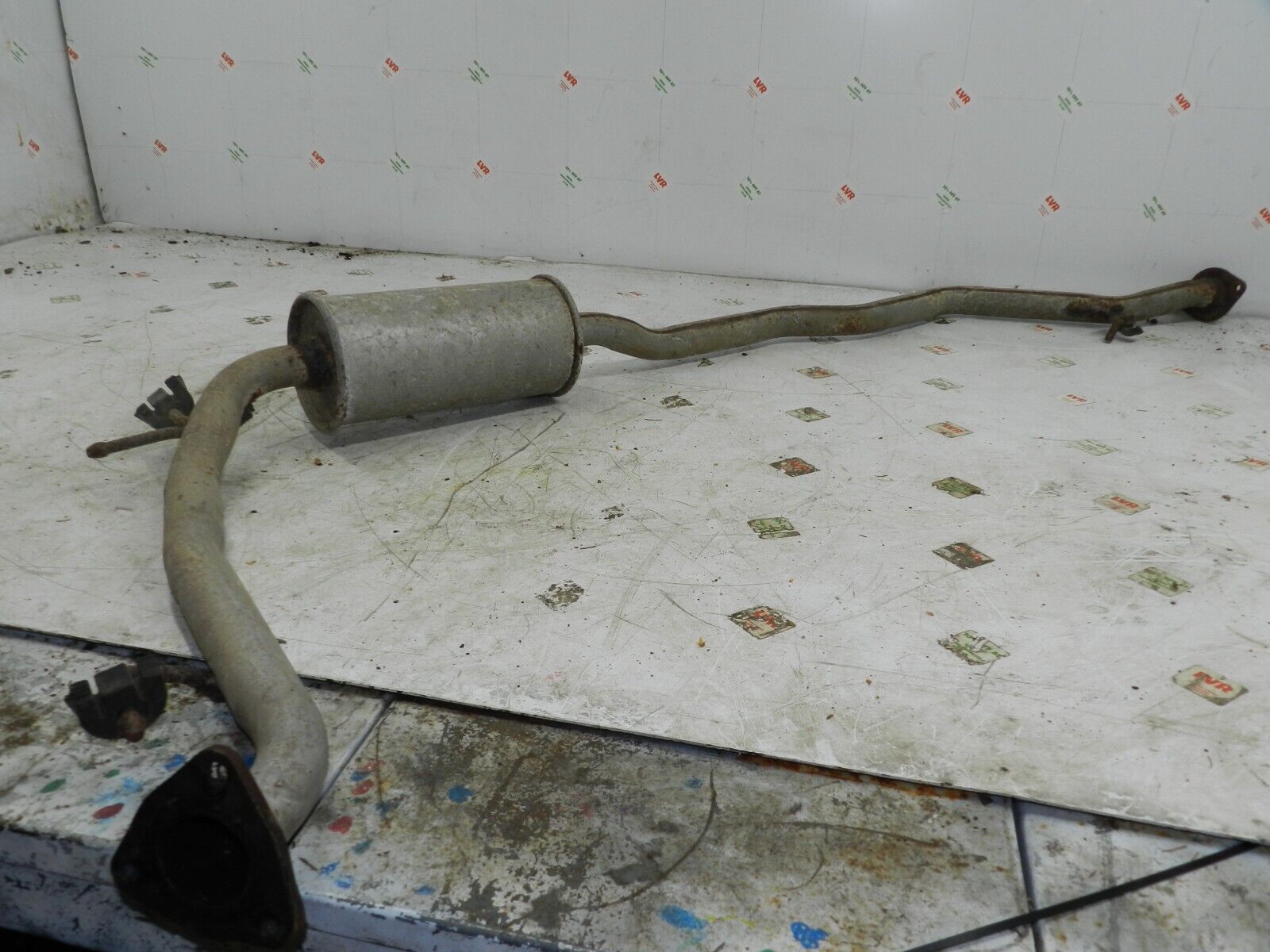 (129) 2005 HONDA JAZZ. EXHAUST MIDDLE SECTION SILENCER