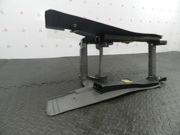 2006 MITSUBISHI SHOGUN MK3. CENTRE CONSOLE TRIM - Image 5