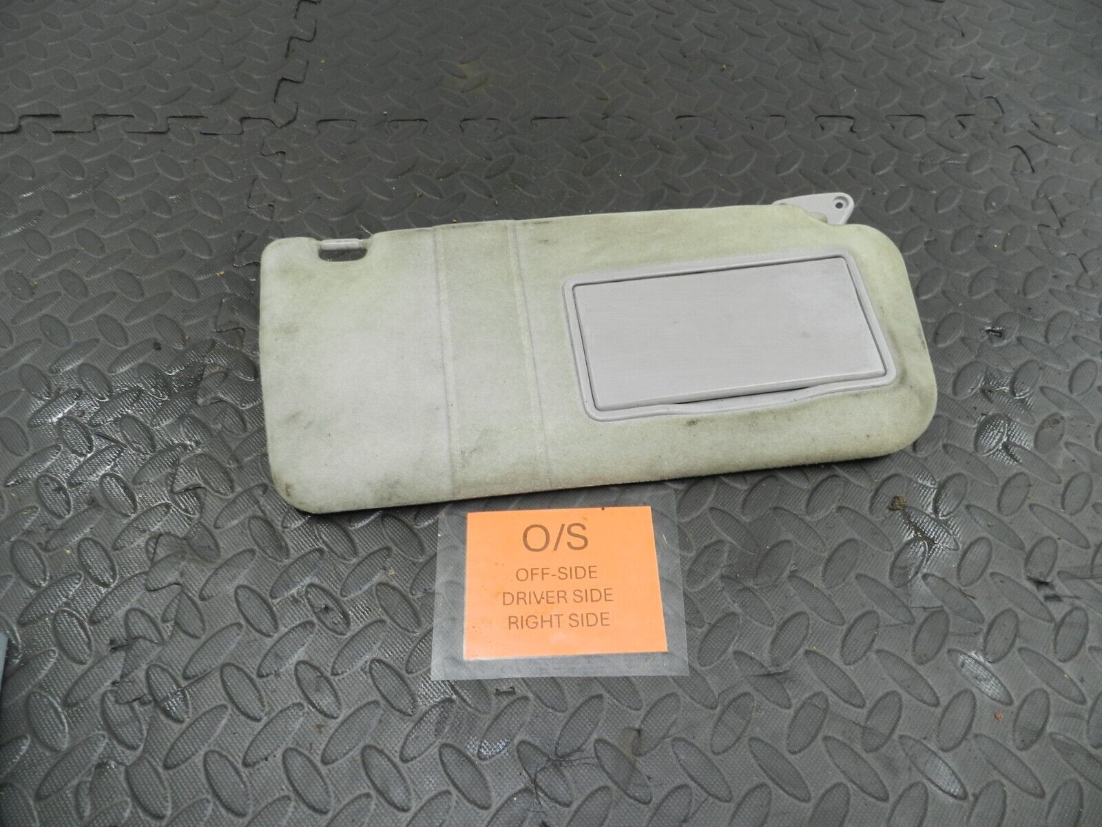 2006 MITSUBISHI SHOGUN MK3. DRIVER SIDE SUN VISOR