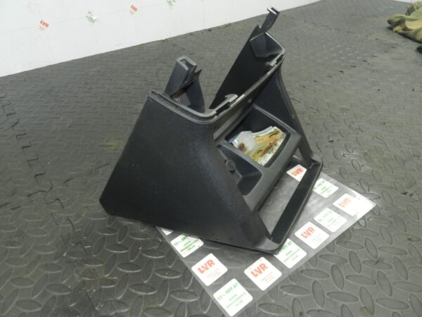 2006 MITSUBISHI SHOGUN MK3. CENTRE CONSOLE FRAME FRONT PANEL 12V SOCKET - Image 3
