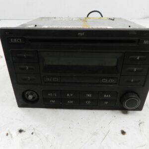 VOLKSWAGEN POLO 9N. CD RADIO STEREO HEAD UNIT 8631122624  *NO CODE!* RCD200 MP3