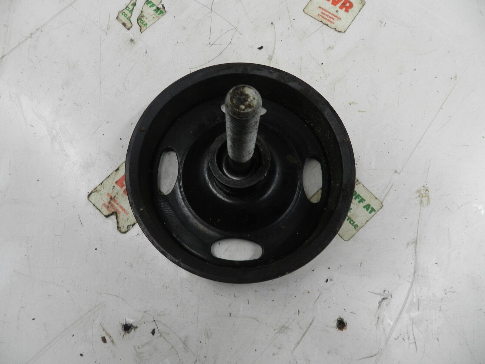 VOLKSWAGEN POLO 9N. CRANKSHAFT PULLEY 1.2