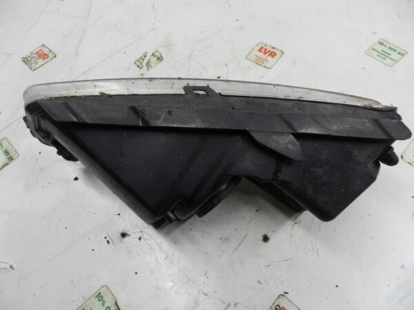 VOLKSWAGEN POLO 9N. DRIVER SIDE RH RIGHT SIDE FRONT FOG LIGHT - Image 5