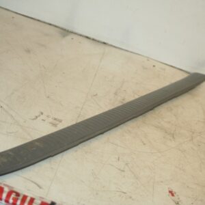 (99) TOYOTA RAV 4 3 DOOR. 58387-42020 INTERIOR TRIM
