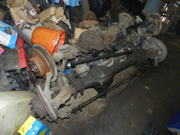 155 1999 LAND ROVER DISCOVERY 2 V8. REAR AXLE DIFF DIFFERENTIAL