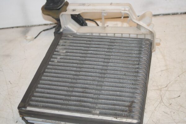 (99) TOYOTA RAV 4 3 DOOR. AIR CON MATRIX - Image 2