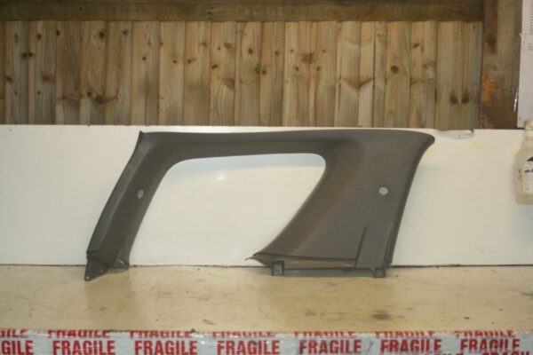 (99) TOYOTA RAV 4 3 DOOR. DRIVERS SIDE REAR UPPER TRIM