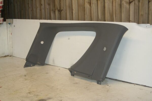 (99) TOYOTA RAV 4 3 DOOR. DRIVERS SIDE REAR UPPER TRIM - Image 2