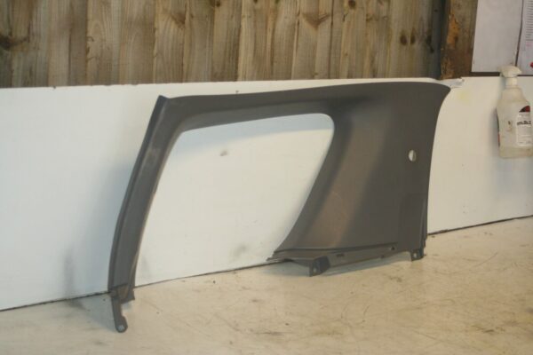 (99) TOYOTA RAV 4 3 DOOR. DRIVERS SIDE REAR UPPER TRIM - Image 3