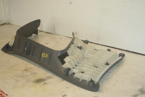 (99) TOYOTA RAV 4 3 DOOR. DRIVERS SIDE REAR UPPER TRIM - Image 5