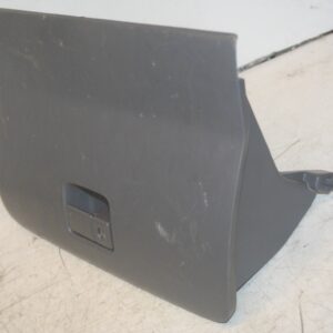 (99) TOYOTA RAV 4 3 DOOR. GLOVE BOX LID