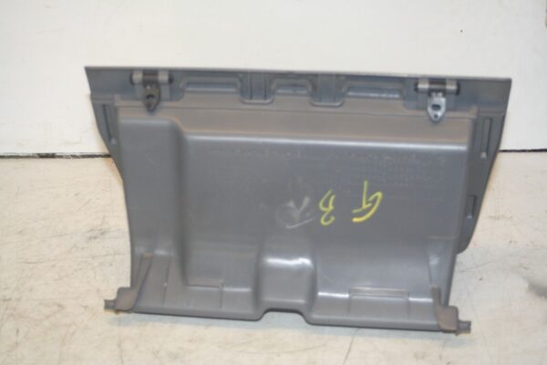 (99) TOYOTA RAV 4 3 DOOR. GLOVE BOX LID - Image 4