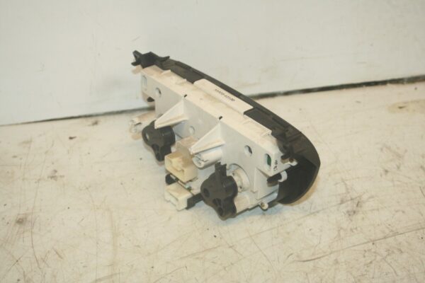 (99) TOYOTA RAV 4 3 DOOR. HEATER CONTROLLER WITH AIR CON - Image 3