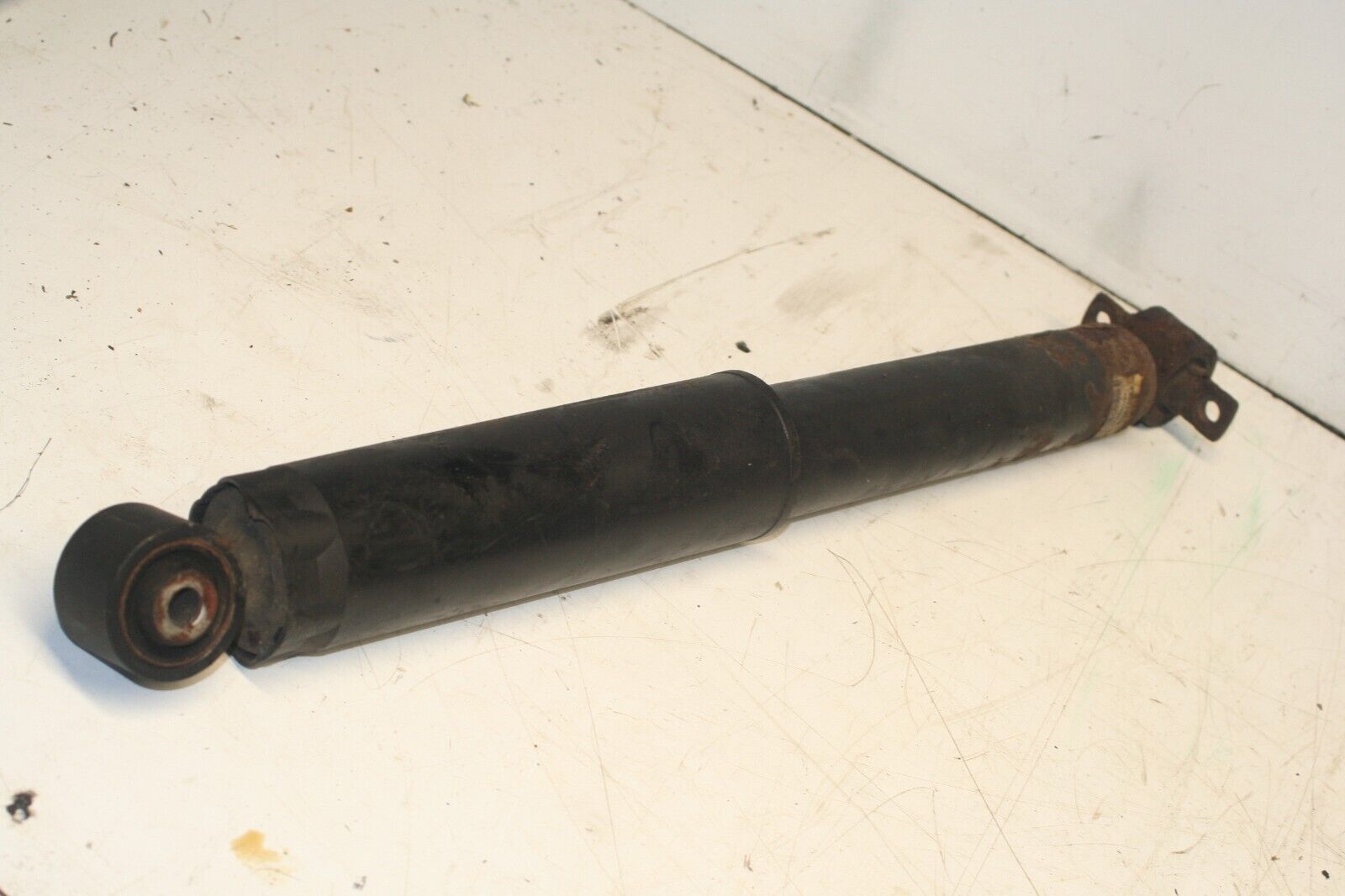 2001 LAND ROVER DISCOVERY 2 TD5. SUSPENSION SHOCK ABSORBER FRONT
