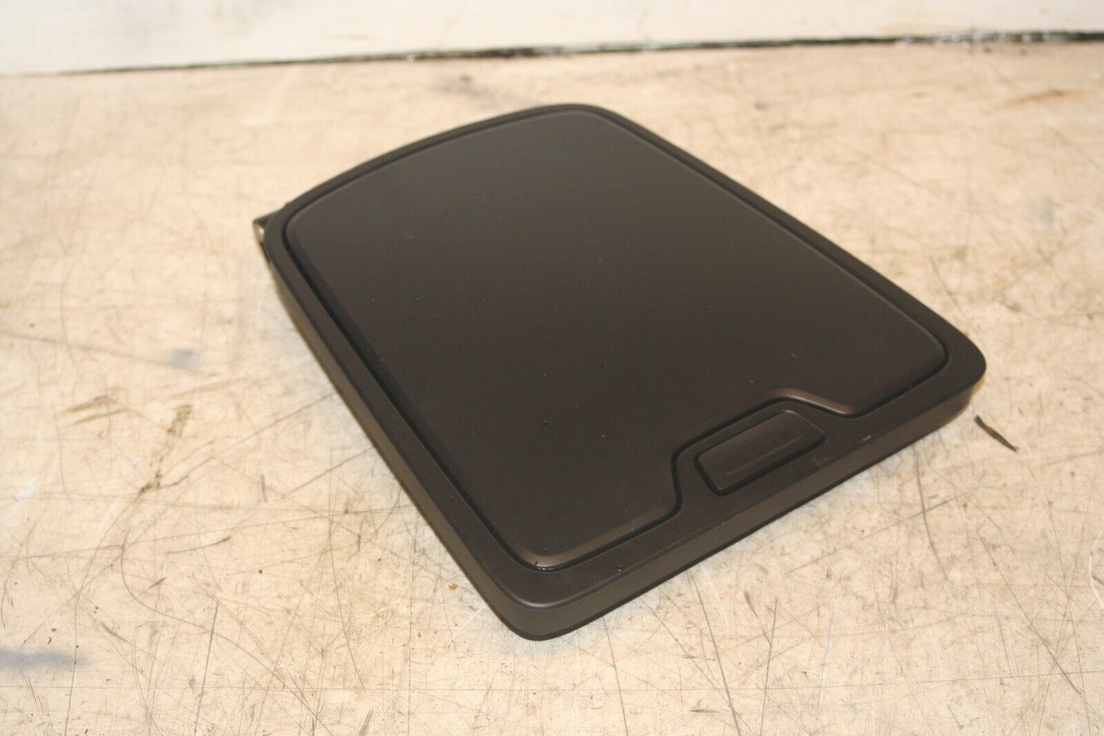 2011 FORD S MAX TITANIUM ECOBOOST. DASHBOARD STORAGE LID COVER