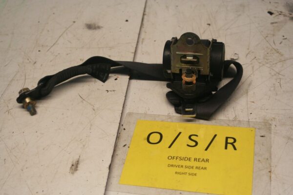 2001 LAND ROVER DISCOVERY 2 TD5. DRIVER SIDE REAR SEAT BELT 3RD ROW - Image 2