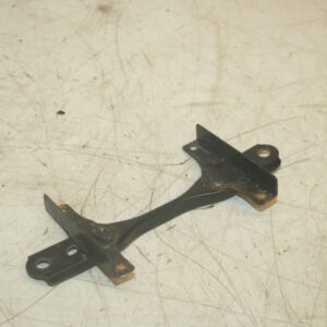 (99) TOYOTA RAV 4 3 DOOR. BATTERY CLAMP