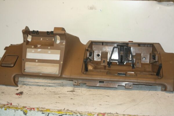 1990 FORD GRANADA MK3. DASHBOARD FRAME TRIM 90GG A04326DAW - Image 2