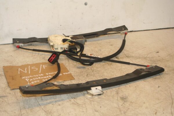 11 FORD S MAX TITANIUM ECOBOOST. PASSENGER SIDE FRONT WINDOW REGULATOR AND MOTOR - Image 2