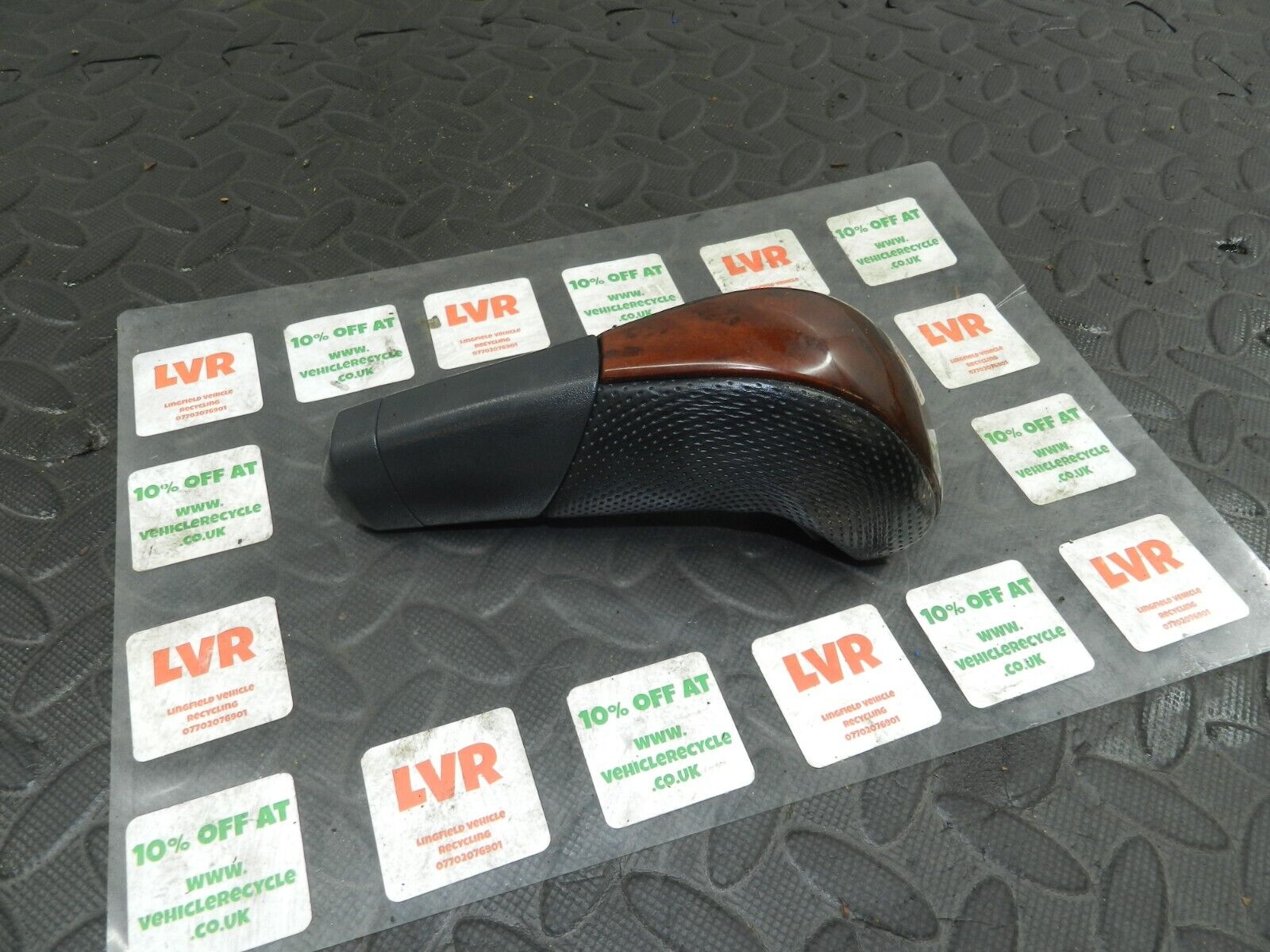 2006 MITSUBISHI SHOGUN MK3. AUTOMATIC GEAR SELECTOR KNOB