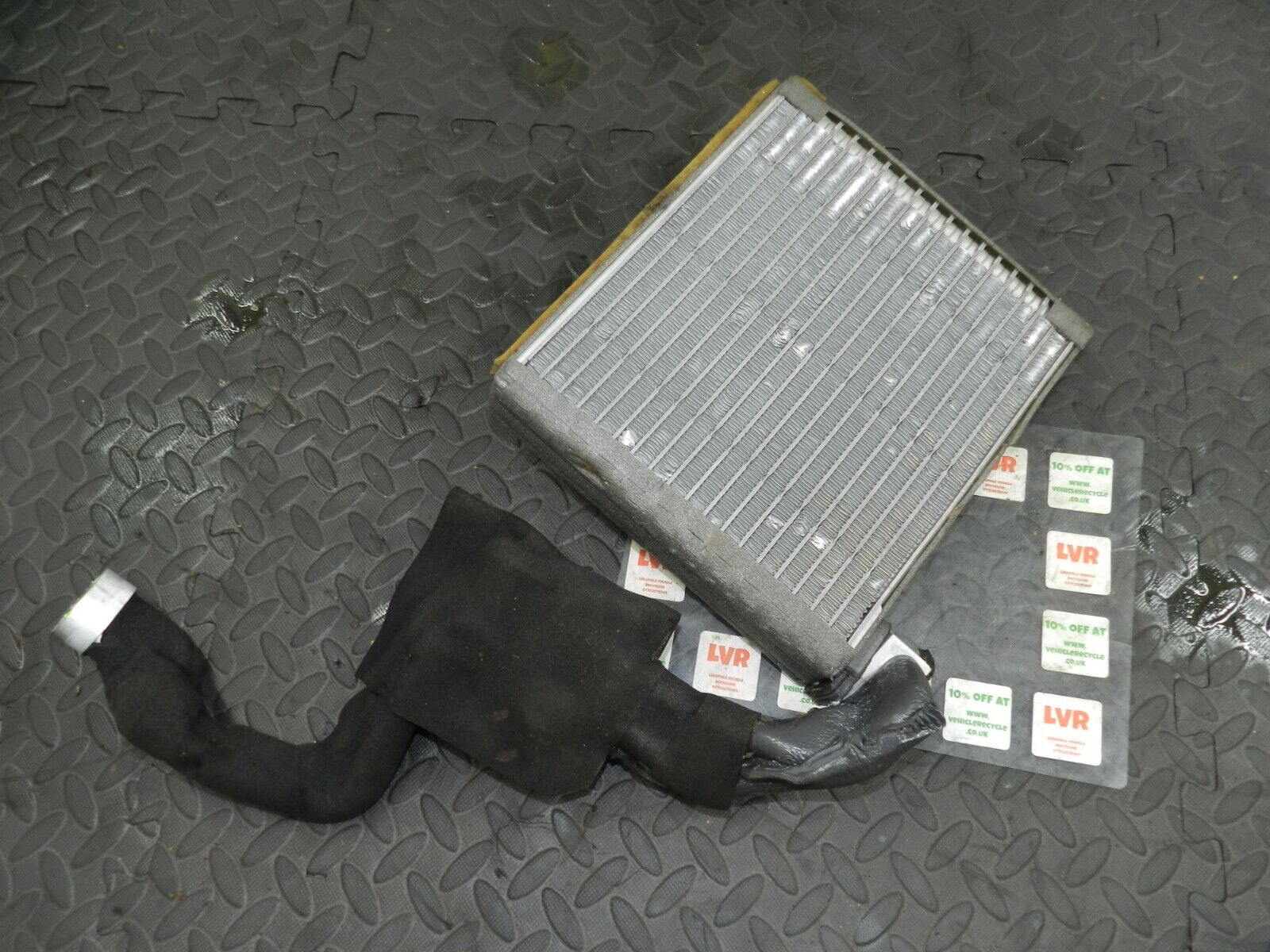 2006 MITSUBISHI SHOGUN MK3. AIR CON CONDITIONING MATRIX CORE RADIATOR - Image 4