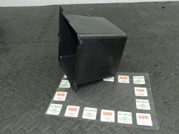 2006 MITSUBISHI SHOGUN MK3. CENTRE CONSOLE ARM REST STORAGE CUBBY POCKET - Image 3