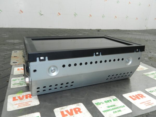 2006 MITSUBISHI SHOGUN MK3. RADIO DISPLAY SCREEN 8750A035 - Image 3