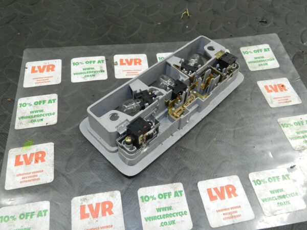 2006 MITSUBISHI SHOGUN MK3. INTERIOR LIGHT UNIT - Image 3