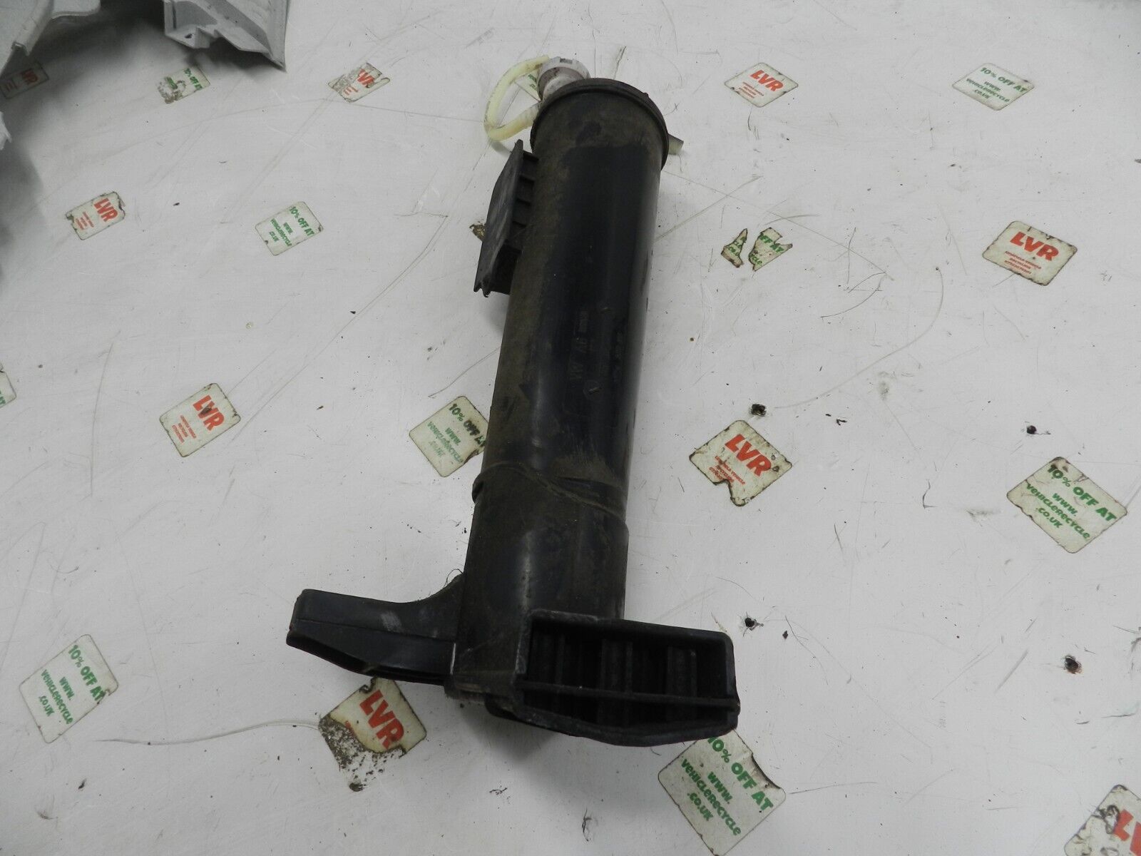 VOLKSWAGEN POLO 9N. CHARCOAL CARBON CANISTER CARBON FILTER 6Q0201797B