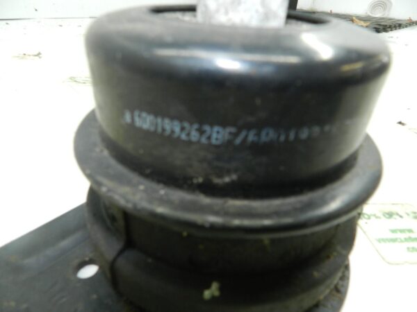 VOLKSWAGEN POLO 9N. ENGINE MOUNT - Image 2