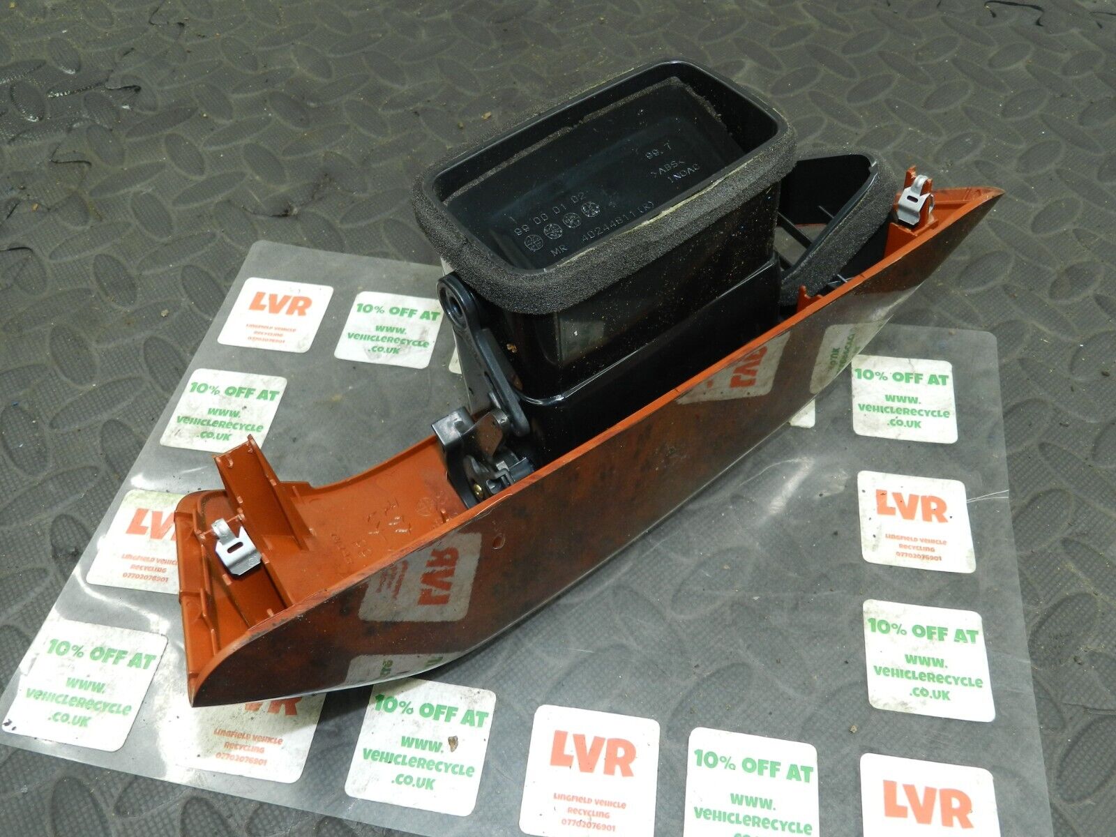 2006 MITSUBISHI SHOGUN MK3. HEATER BLOWER AIR VENT WOOD TRIM - Image 4