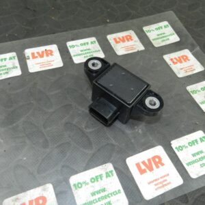 2006 MITSUBISHI SHOGUN MK3. MN116715 ABS SENSOR YAW RATE