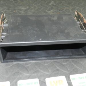 2006 MITSUBISHI SHOGUN MK3. DASH BOARD STORAGE POCKET