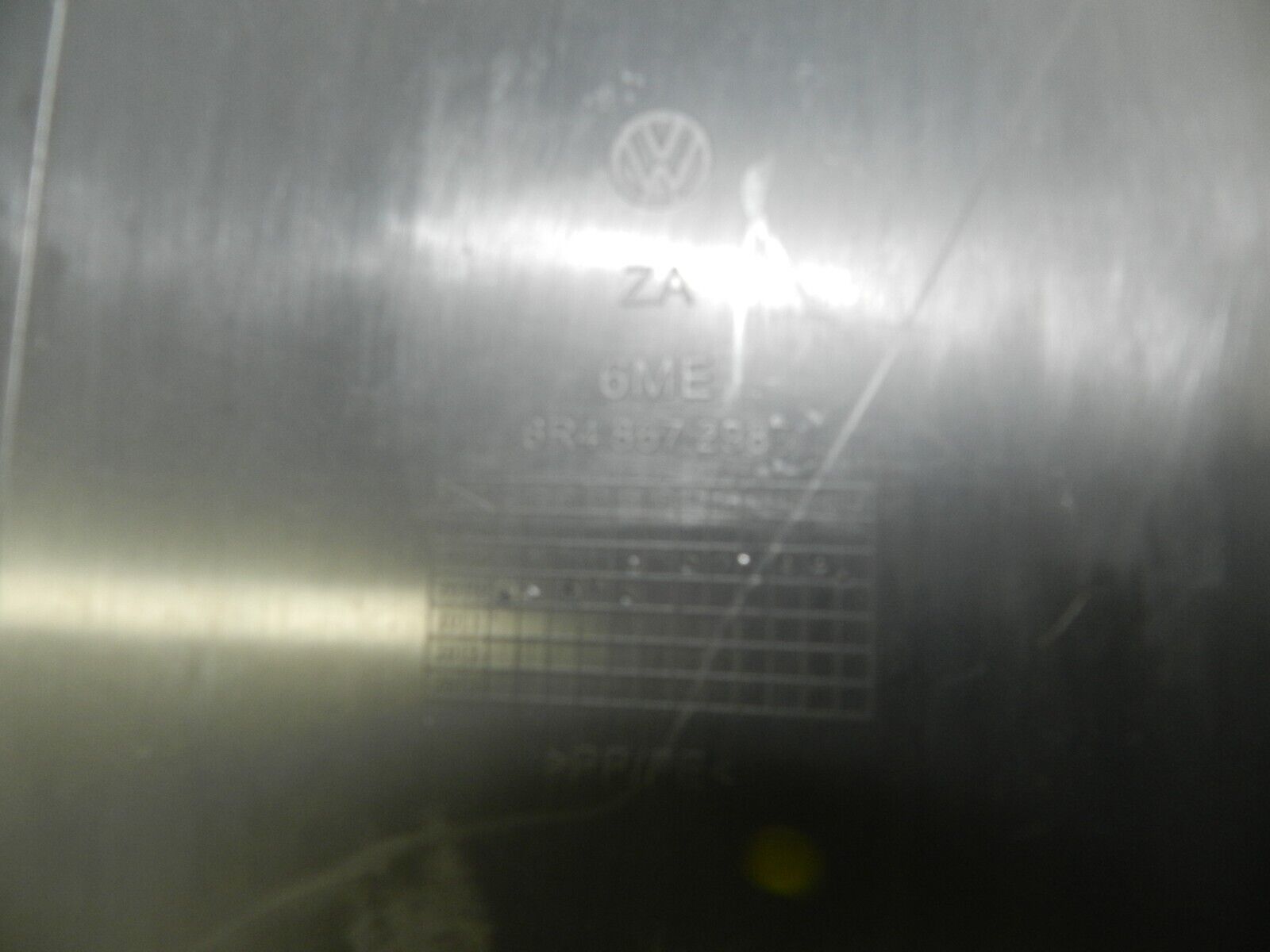 VOLKSWAGEN POLO 9N. B PILLAR LOWER TRIM - Image 3