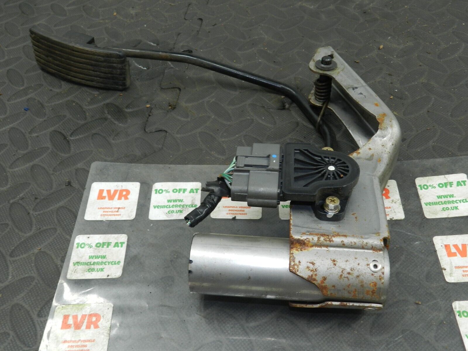 2006 MITSUBISHI SHOGUN MK3. ACCELERATOR PEDAL - Image 2