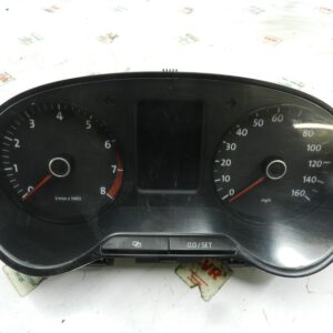 VOLKSWAGEN POLO 9N. SPEEDO SPEEDOMETER INSTRUMENT CLUSTER CLOCKS 6R0920960C