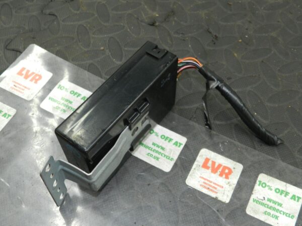 2006 MITSUBISHI SHOGUN MK3. MR460758 AIR CON CONTROL RELAY UNIT MODULE - Image 3
