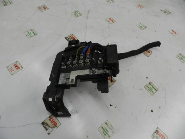 VOLKSWAGEN POLO 9N. BATTERY FUSE TERMINAL