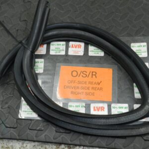 2006 MITSUBISHI SHOGUN MK3. DRIVER SIDE DOOR RUBBER SEAL