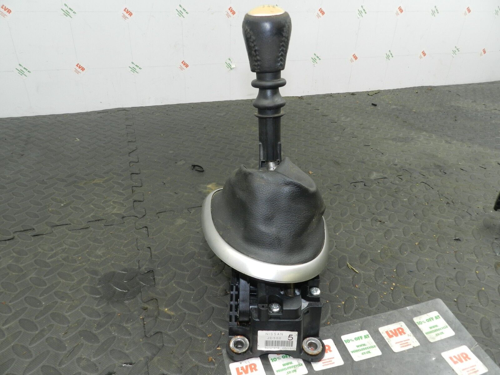 2009 NISSAN QASHQAI J10. 6 SPEED MANUAL GEAR SELECTOR - Image 2