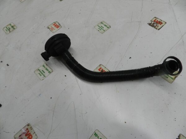 VOLKSWAGEN POLO 9N. CRANK CASE BREATHER PIPE