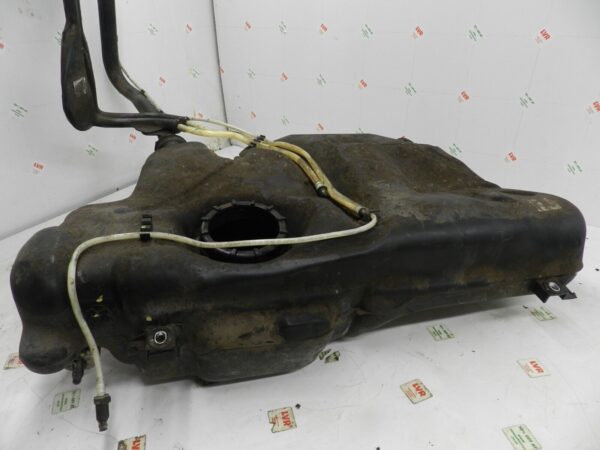 VOLKSWAGEN POLO 9N. PETROL FUEL TANK - Image 2