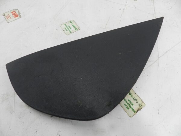 VOLKSWAGEN POLO 9N. DASHBOARD END PLASTIC TRIM