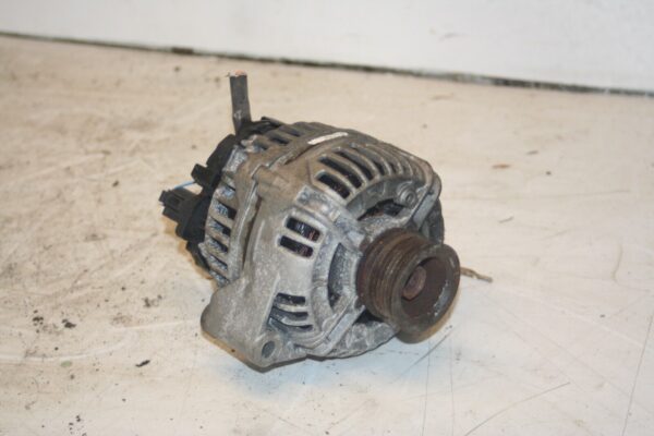 2000 MERCEDES C CLASS W202. ALTERNATOR - Image 2